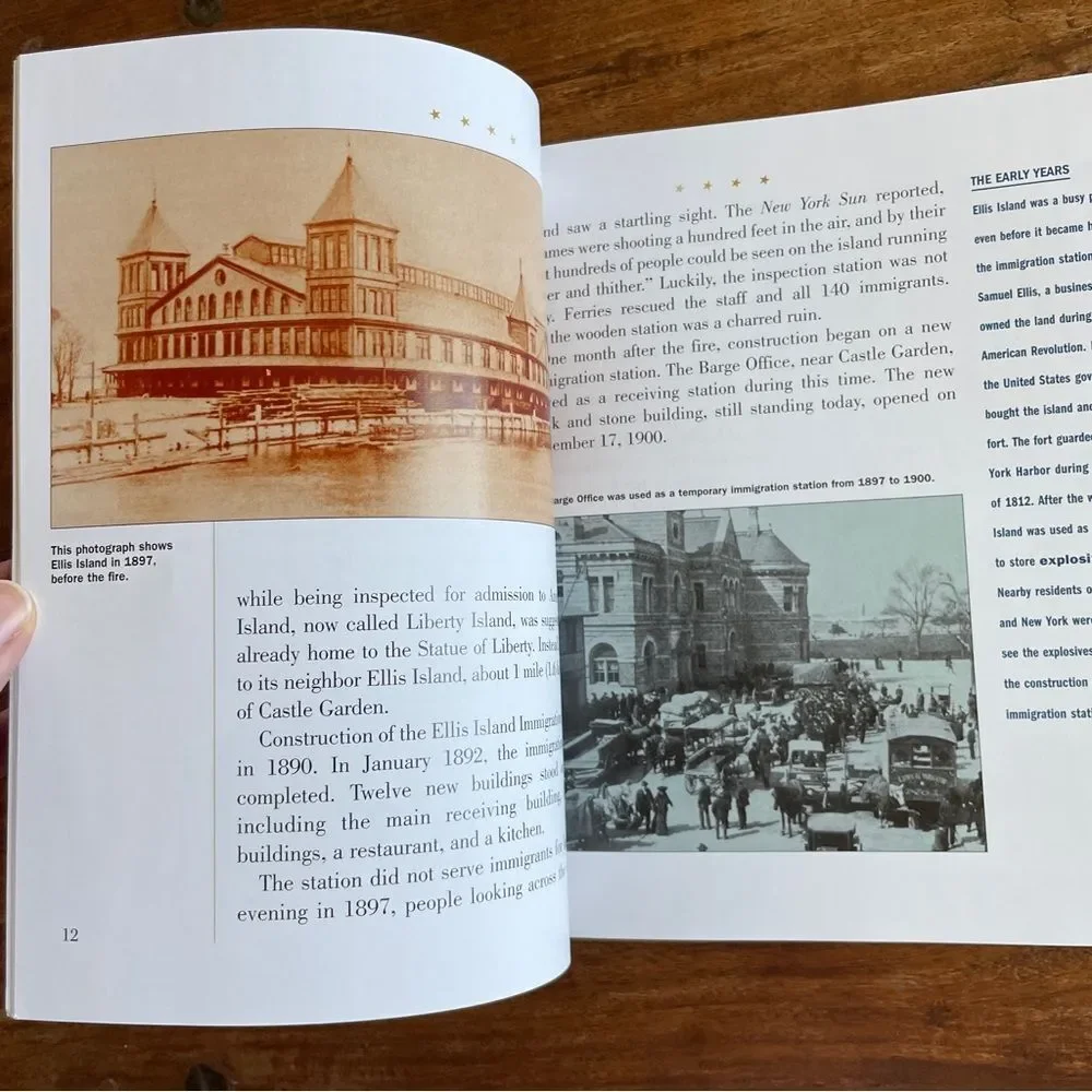 Scholastic Ellis Island Book Early Reader Large Print History Geography